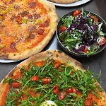 Edelweiss Lounge Restaurant Pizza Cafe Billard بيت ضيافة