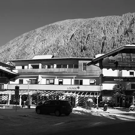 Edelweiss Lounge Restaurant Pizza Cafe Billard Casa de hóspedes 3*