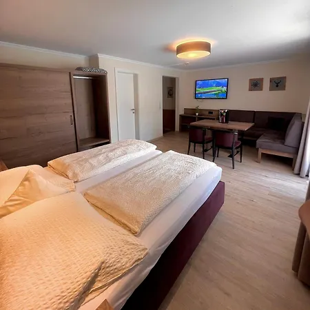 Edelweiss Lounge Restaurant Pizza Cafe Billard 3* Mayrhofen