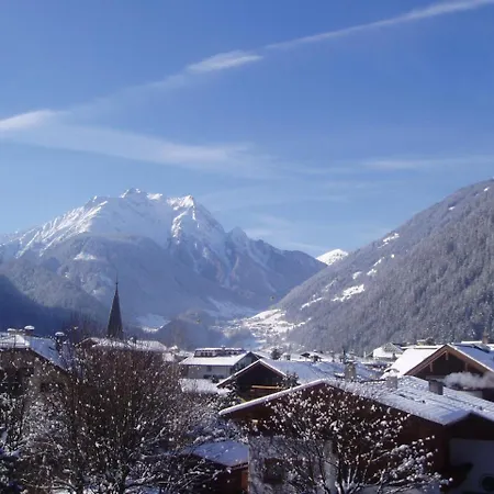 Edelweiss Lounge Restaurant Pizza Cafe Billard 3* Mayrhofen