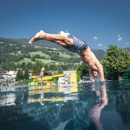 Edelweiss Lounge Restaurant Pizza Cafe Billard 3* Майргофен