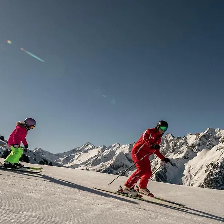 Edelweiss Lounge Restaurant Pizza Cafe Billard Gasthuis 3*