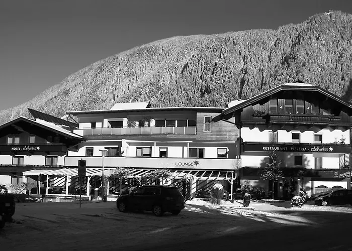 Edelweiss Lounge Restaurant Pizza Cafe Billard Konukevi 3*