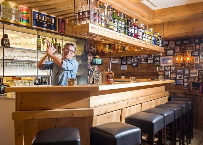 Edelweiss Lounge Restaurant Pizza Cafe Billard Konukevi Mayrhofen