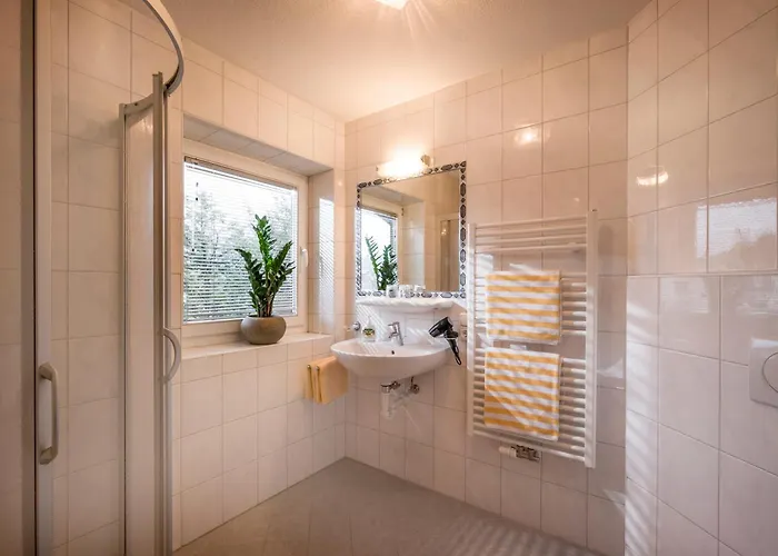 Edelweiss Lounge Restaurant Pizza Cafe Billard 3*