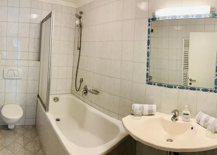 Edelweiss Lounge Restaurant Pizza Cafe Billard