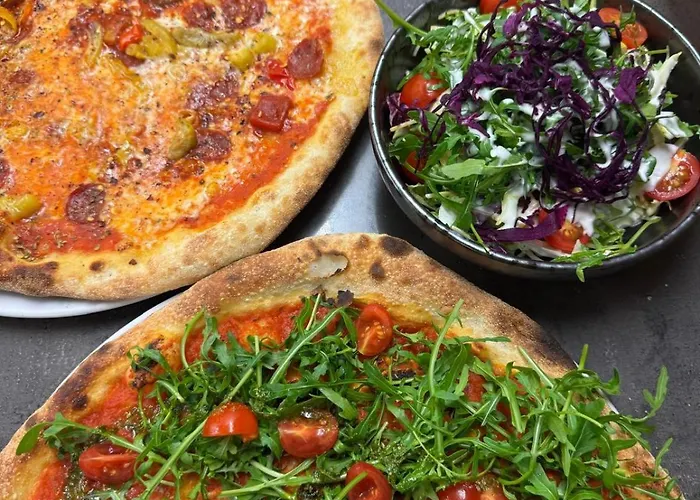 Edelweiss Lounge Restaurant Pizza Cafe Billard Konukevi