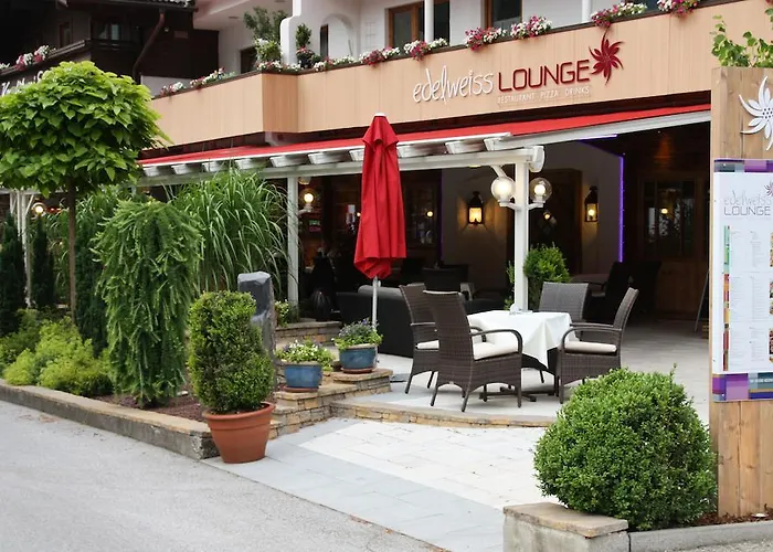 Πανσιόν Edelweiss Lounge Restaurant Pizza Cafe Billard