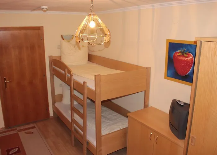 Edelweiss Lounge Restaurant Pizza Cafe Billard