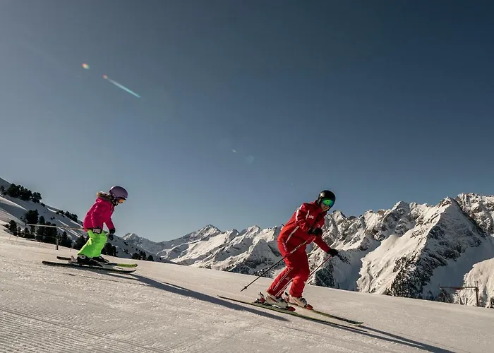 Edelweiss Lounge Restaurant Pizza Cafe Billard Pensión 3*